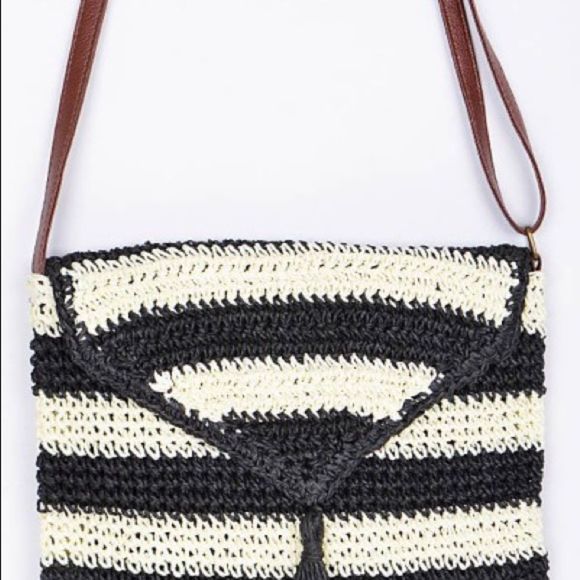 Striped Black/White Boho Straw Crossbody Bag - Picture 3 of 9